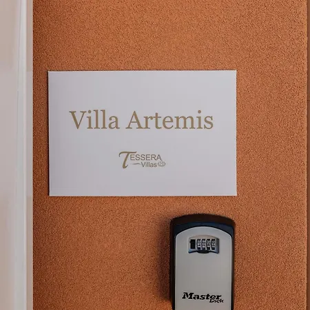 Apartman Tessera & Collection *