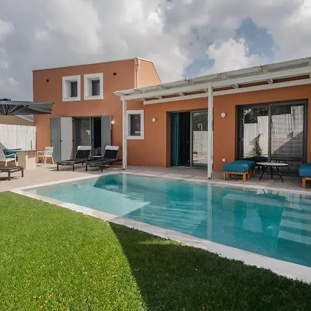 Apartman Tessera & Collection *